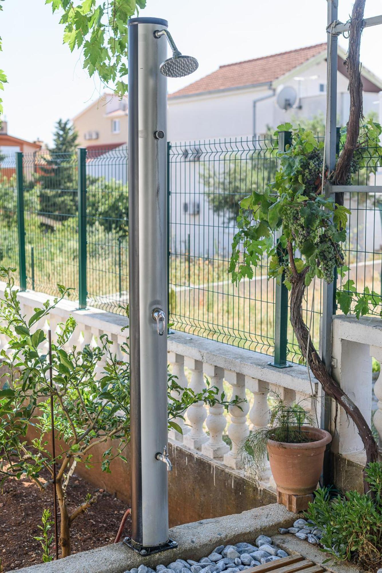 Apartment Bougainvillea Trogir Exterior photo