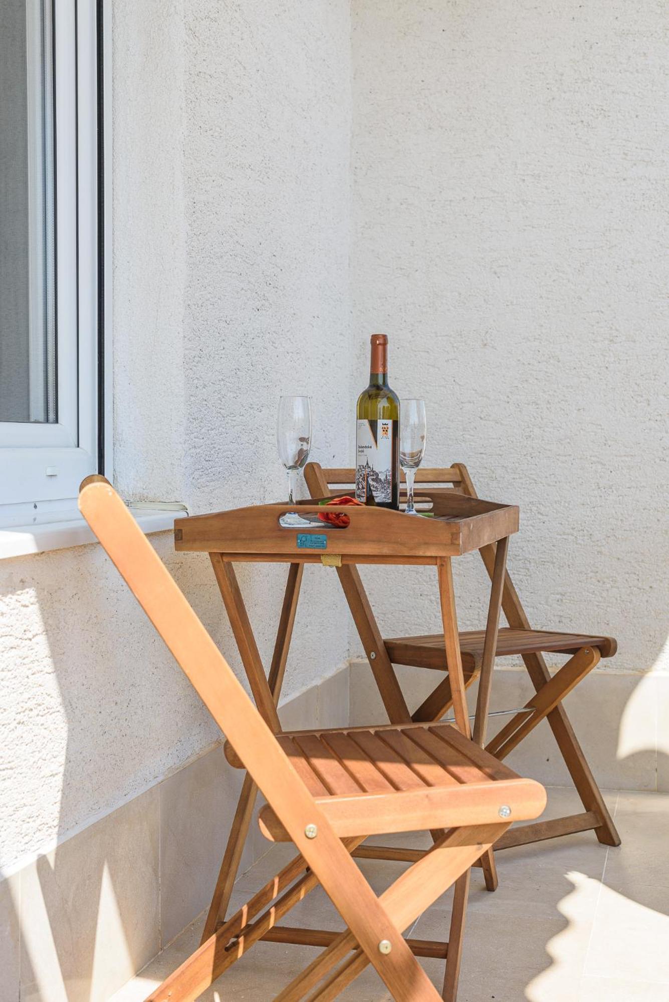 Apartment Bougainvillea Trogir Exterior photo