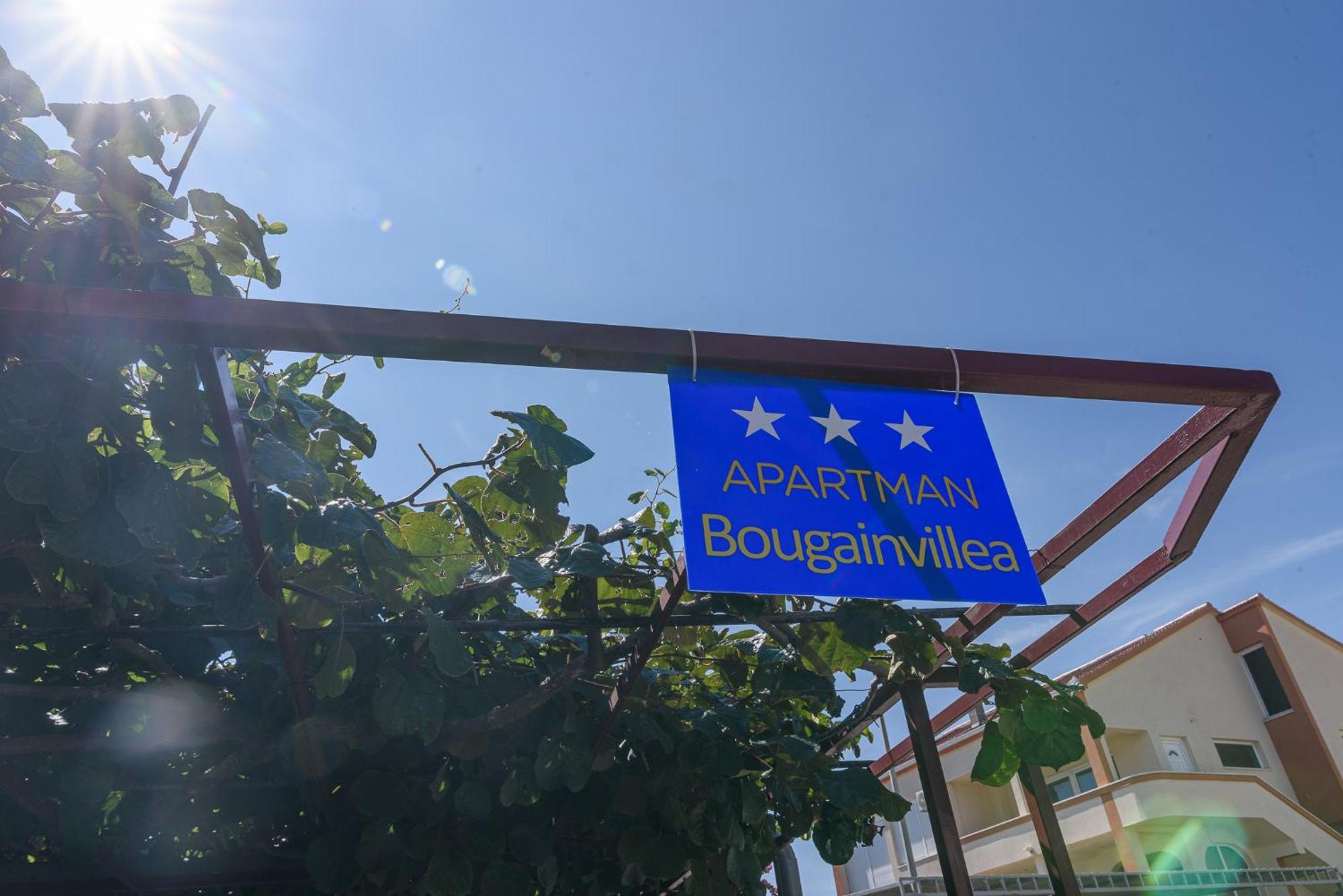 Apartment Bougainvillea Trogir Exterior photo